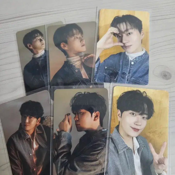 포레스텔라 더라이트 포토카드세트