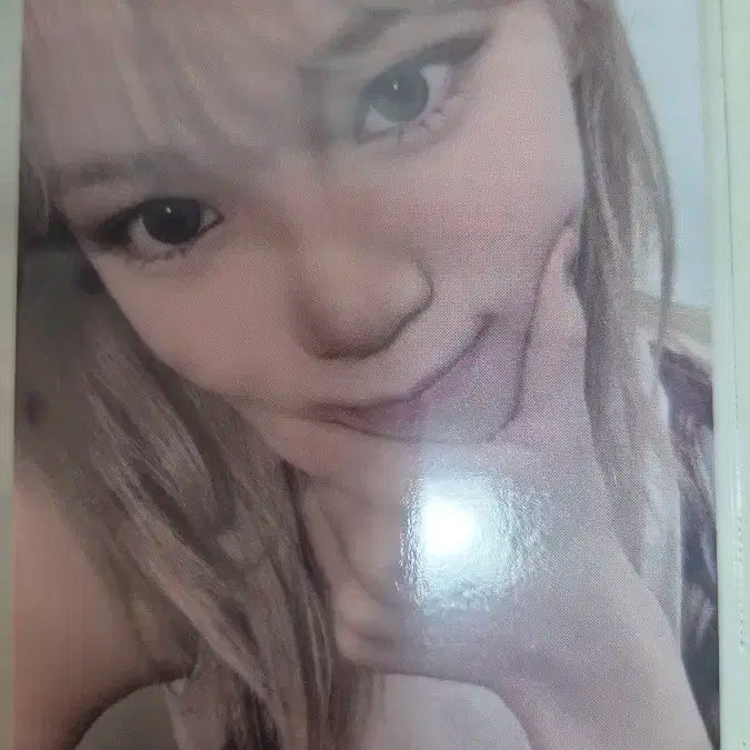 르세라핌 김채원 이지 위버스 특전 얼빡 아궁빵