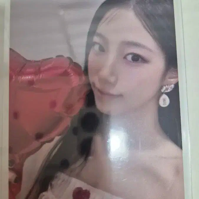 르세라핌 카즈하 이지 위버스 특전 포카