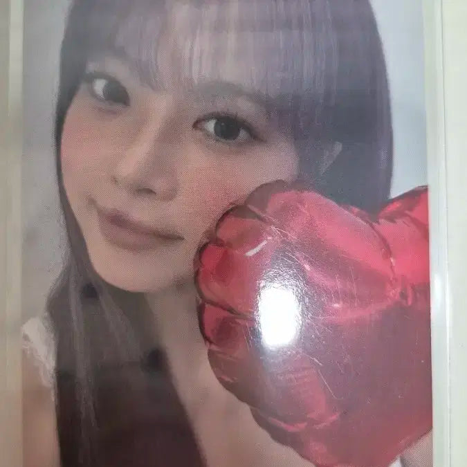 르세라핌 홍은채 이지 위버스 특전 포카