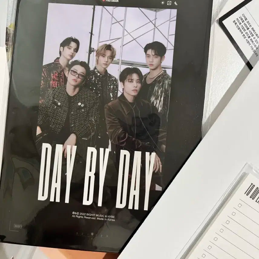 투모로우바이투게더 2023 시즌그리팅