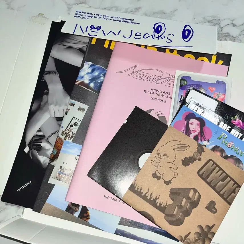 블루북 단체 개봉 앨범