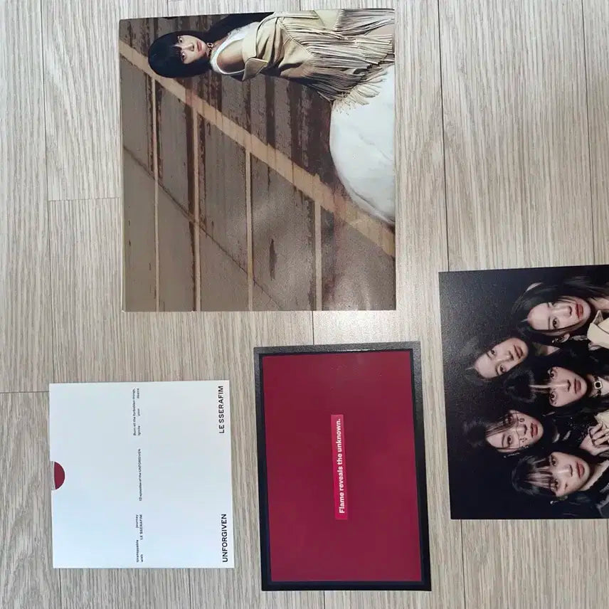 르세라핌 굿즈 팔아용