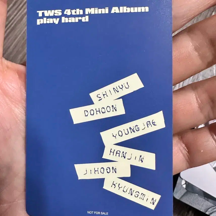 투어스 플레이하드 츠타야 럭드 영재