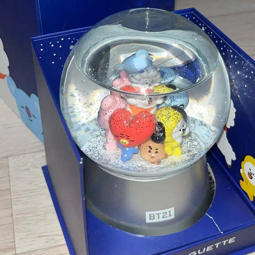 BT21 스노우볼