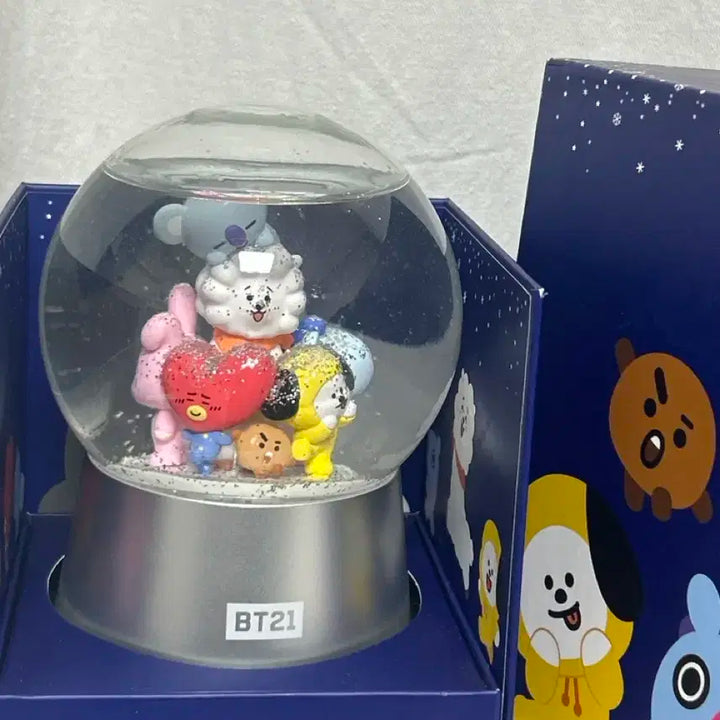 원가이하) 방탄소년단 bt21 한정판 크리스마스 스노우볼