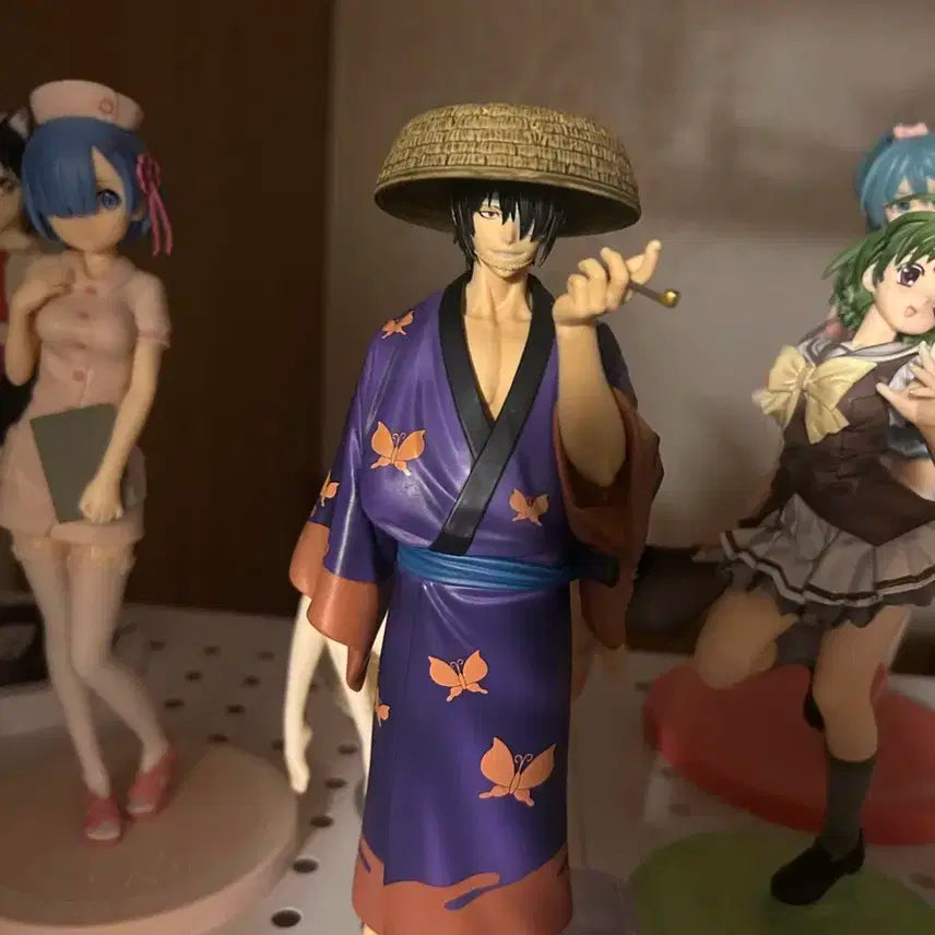 타카스키 피규어