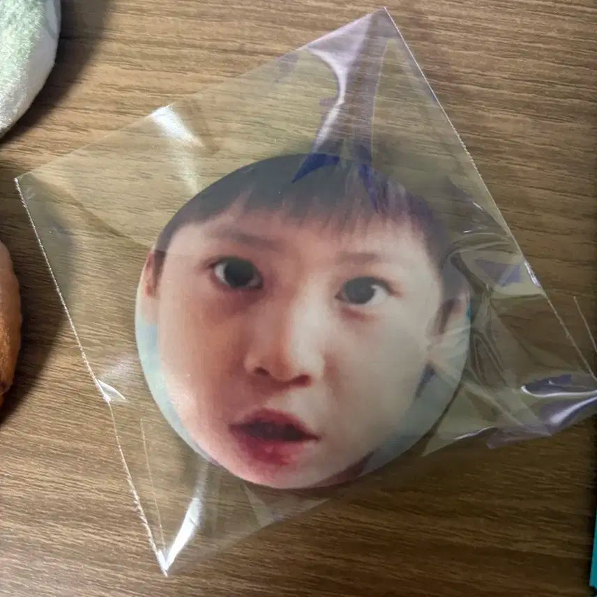 투모로우바이투게더 투바투 태현 말랑핀뱃지