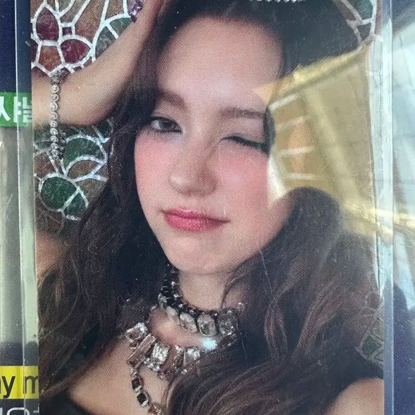 피프티피프티 샤넬 공방 포카