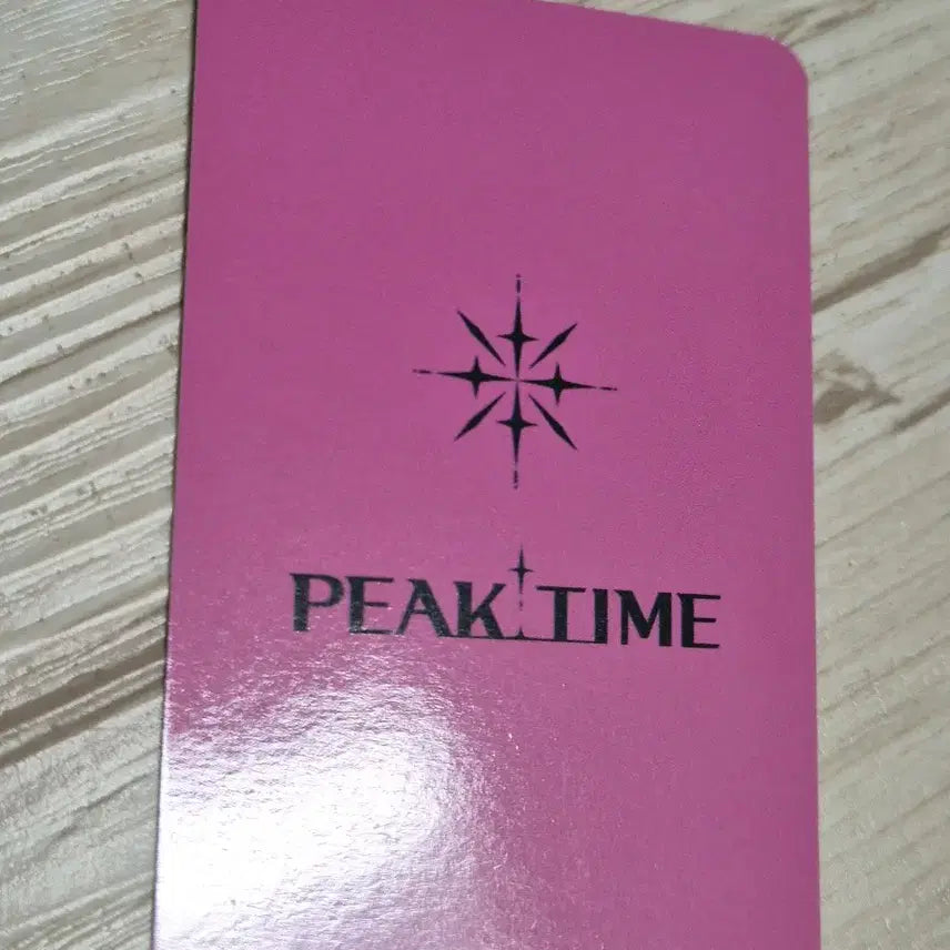 피크타임 김병주 후드 포카