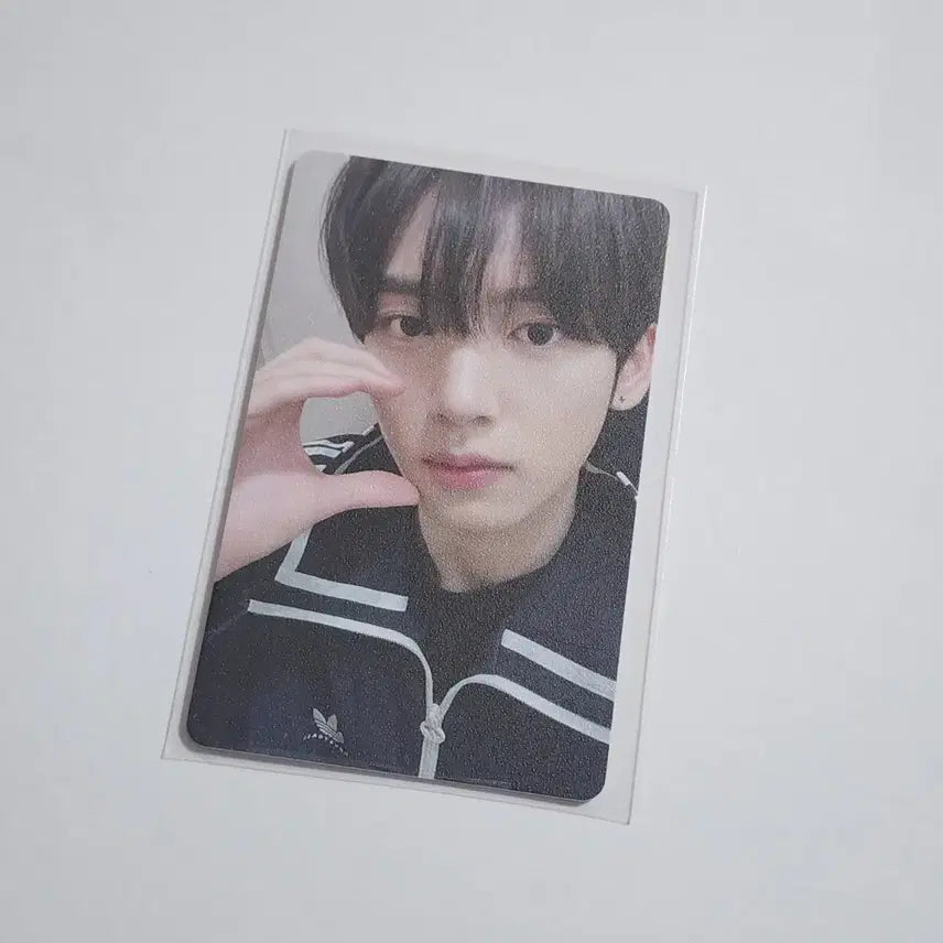 제로베이스원 한유진 말레이시아 쿠알라룸푸르 콘서트 입장포카