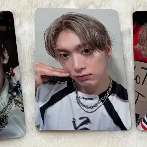 윤산하 뮤빗 포토 포카세트