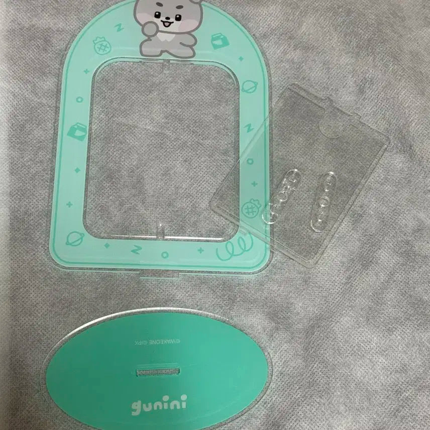 제로베이스원 박건욱 거니니 아크릴 스탠드 양도