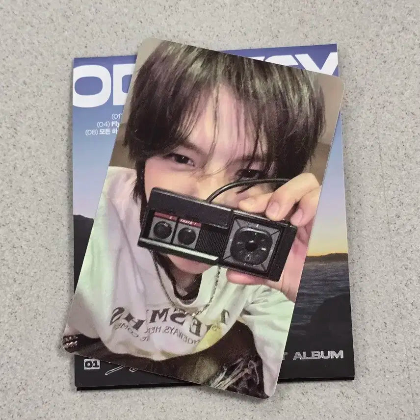 라이즈 쇼타로 오디세이 메가스미니 앨범 포카 메가커피