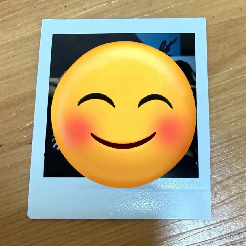 있지 ITZY 채령 유나 류진 단체 친필 싸인 폴라로이드 양도합니다