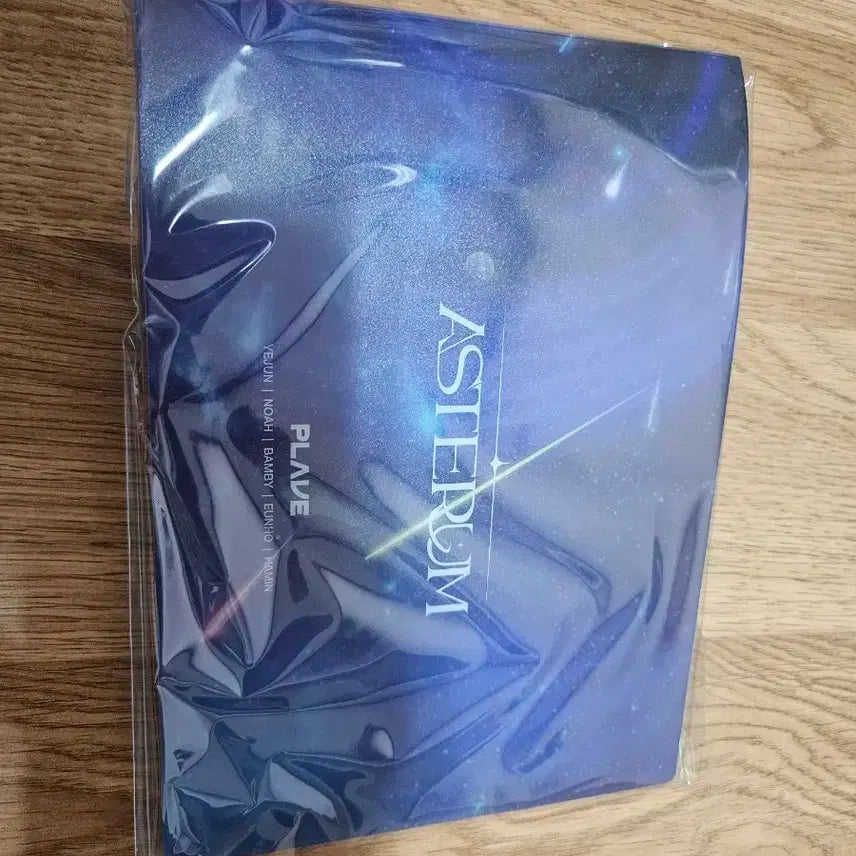 플레이브 1기 아스테룸 ASTERUM 바인더 미개봉