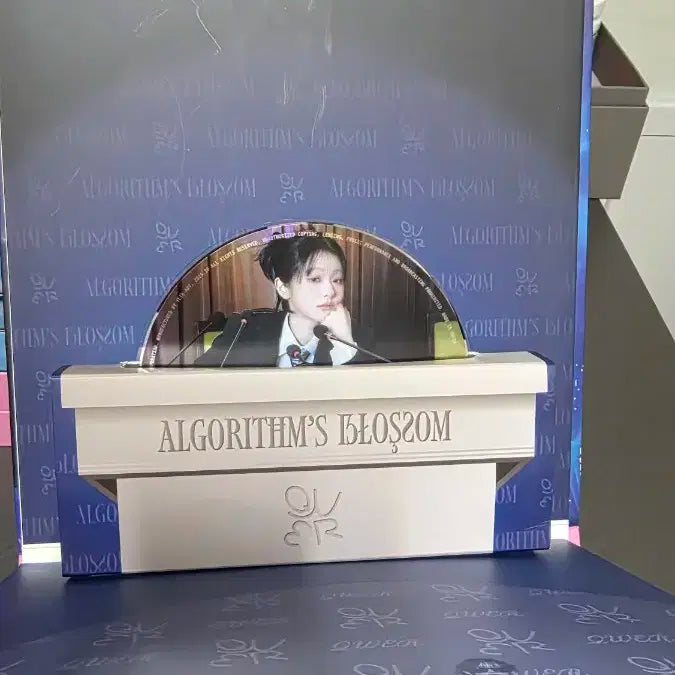 QWER 알고리즘 블라썸 블루