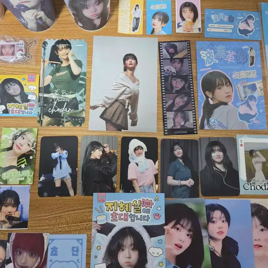 QWER 쵸단 생일카페 굿즈 특전 양도