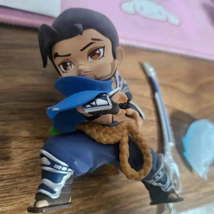 팝마트 롤 피규어 야스오