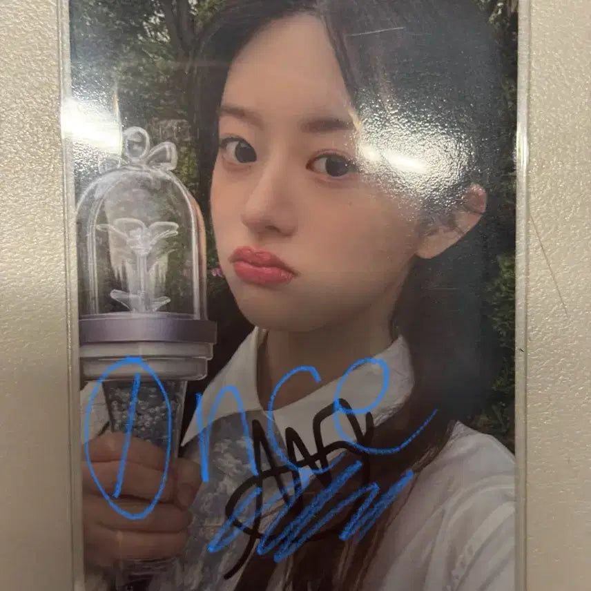 아일릿 민주 싸인 포카