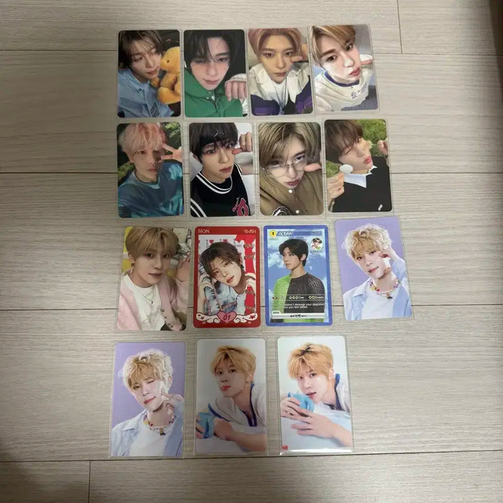 엔시티 위시 시온 포카 아크릴 바인더 판매