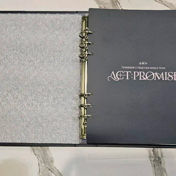 새생품) 투바투 포토카드 바인더 판매합니다