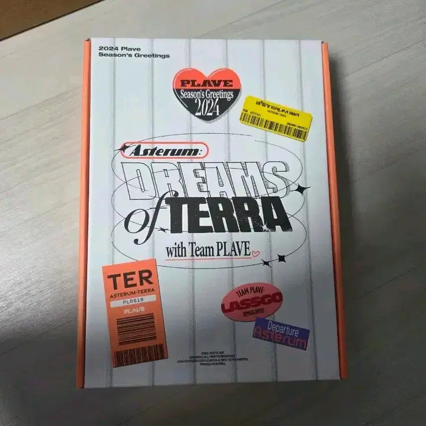 플레이브 2024 시그 풀구성 시즌그리팅