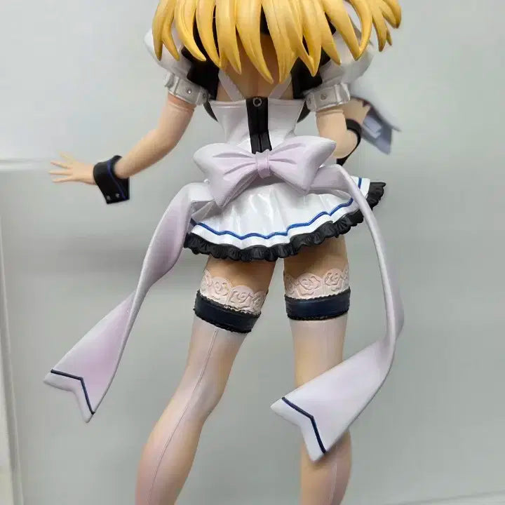 솔리드 시어터 메이드 고전 미소녀 피규어