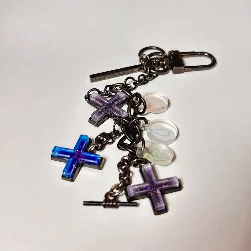 투바투 로고 키링 프리즈