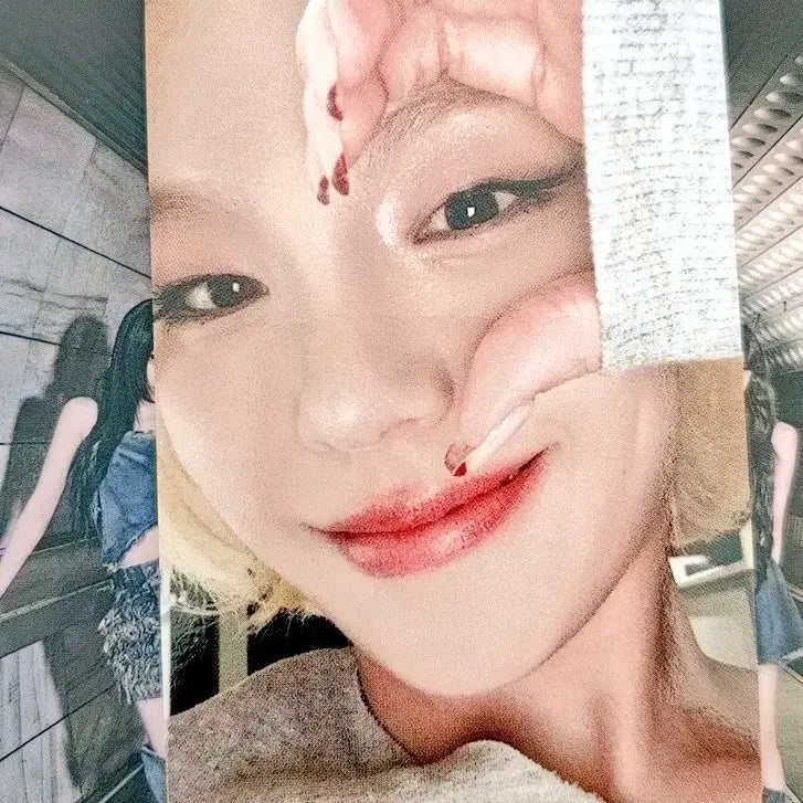 있지 TUNNEL VISION 공방 포카 2장