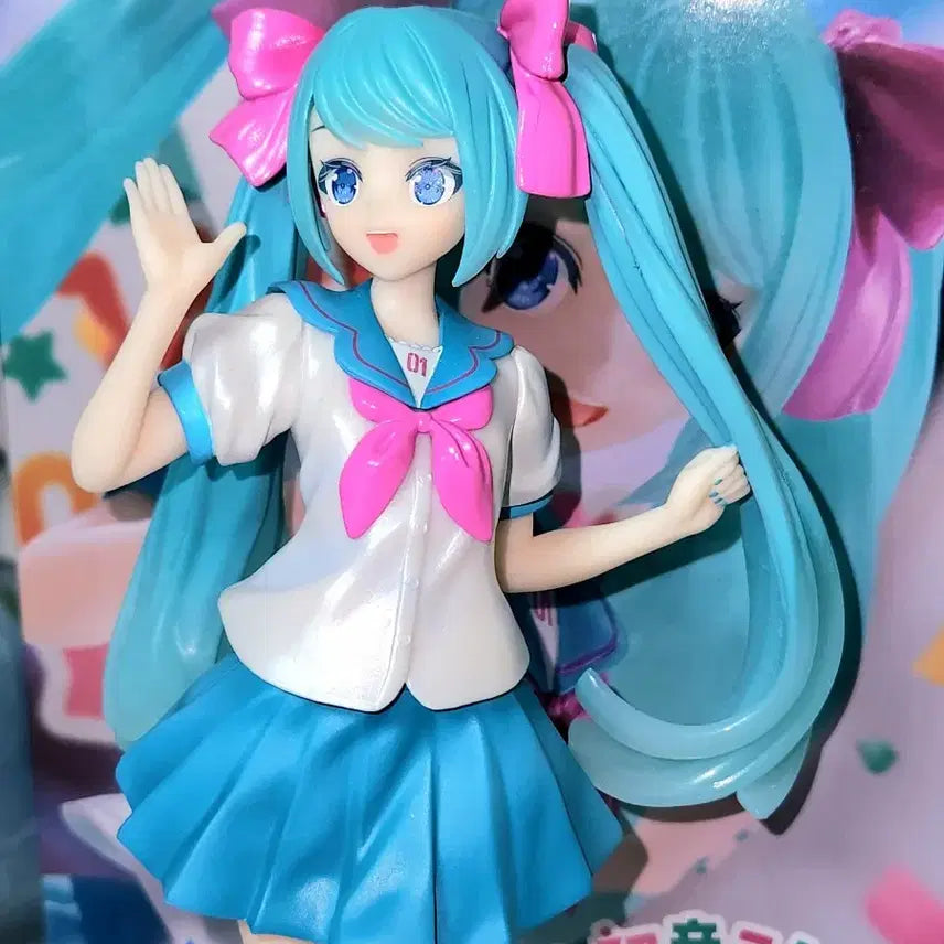 세가 루미나스타 하츠네 미쿠 16주년  피규어 KEI ver