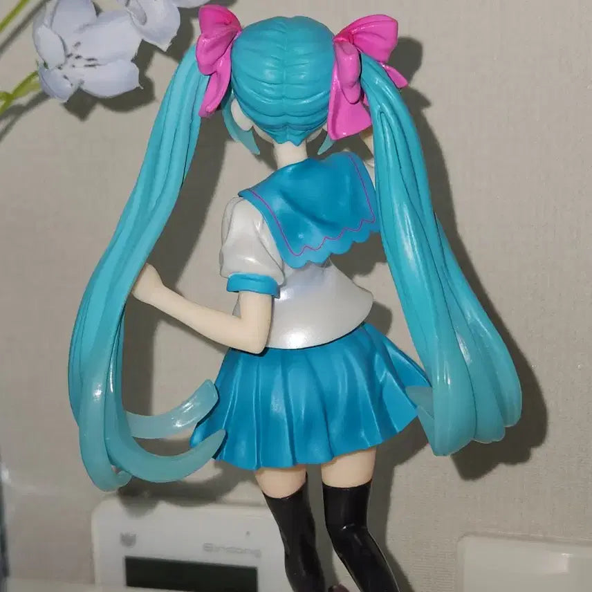 세가 루미나스타 하츠네 미쿠 16주년  피규어 KEI ver