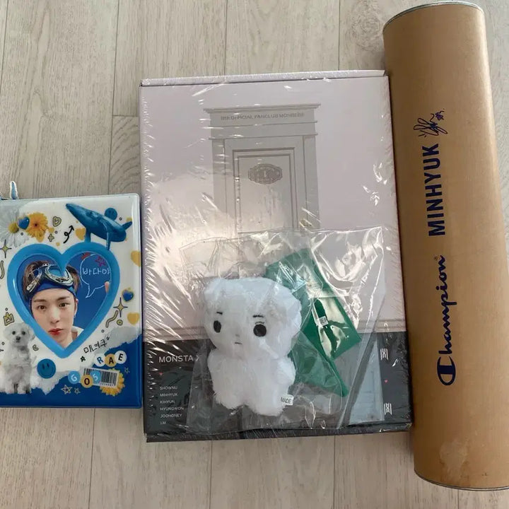몬스타엑스 민혁 포카 굿즈 일괄 판매