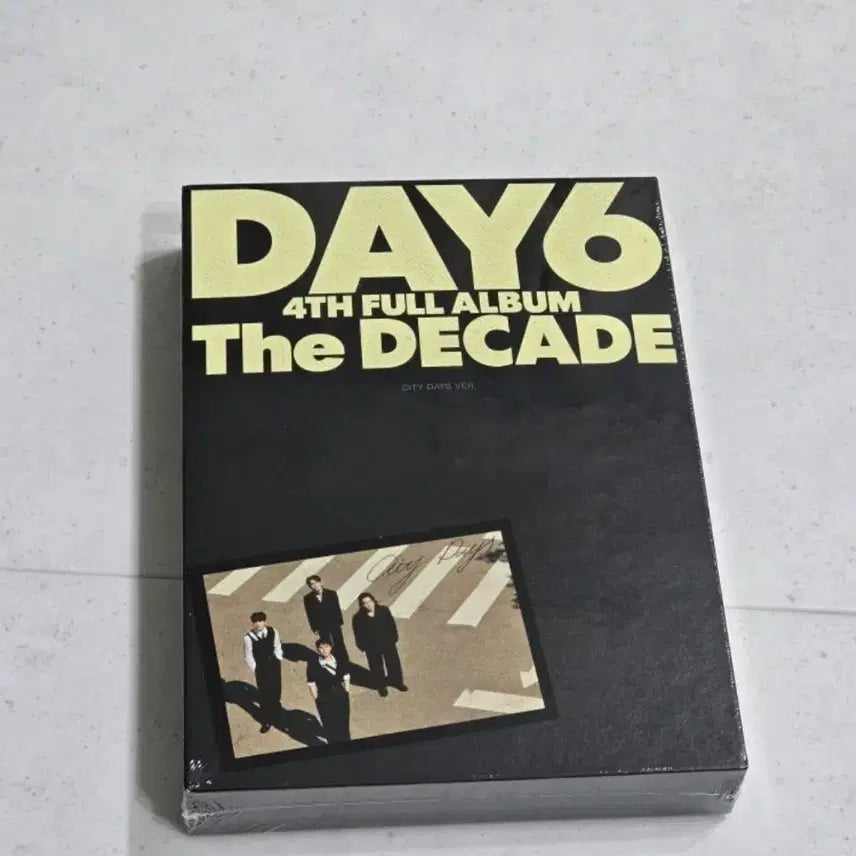 데이식스 DAY6 The Decade 시티버전 미개봉 팝니다