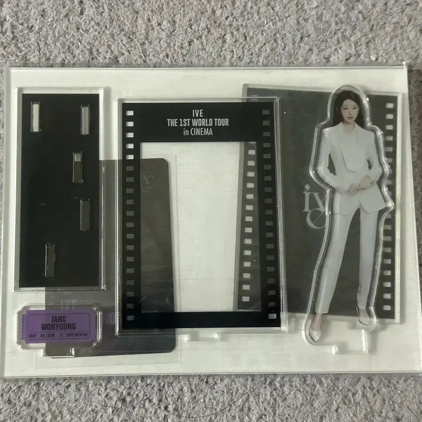 미개봉) 아이브 장원영 시네마 MD 엠디 아크릴 스탠드 판매 양도