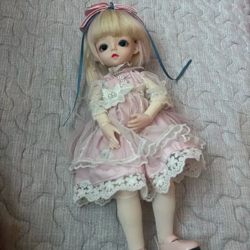 구체관절 인형 싸게 팔아요.