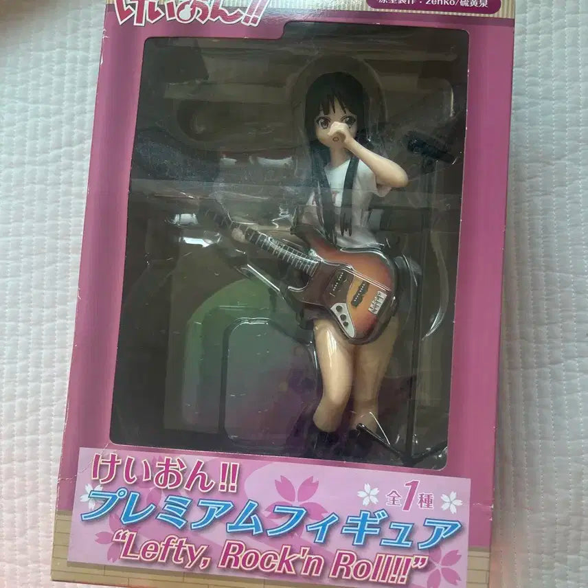 케이온 미오 락앤롤 피규어