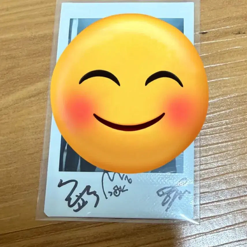 보이넥스트도어 단체 싸인 폴라로이드 양도합니다