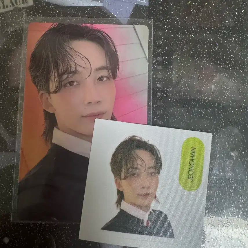 세븐틴 윤정한 위버스 특전 포카 + 띠부씰