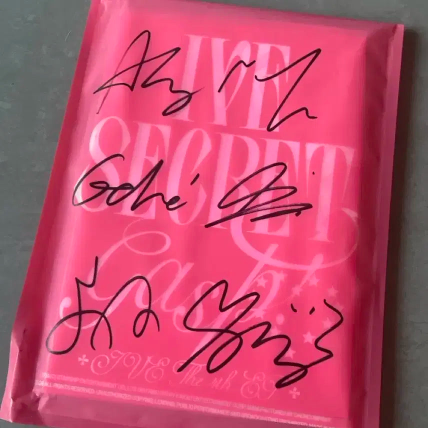 아이브 IVE 시크릿 친필사인 앨범