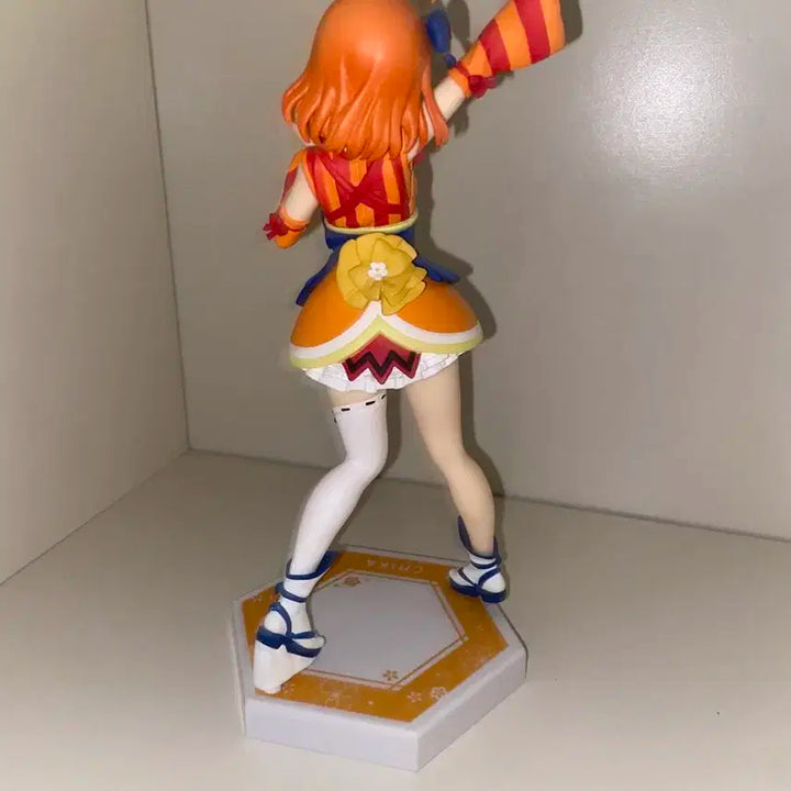 러브라이브 타카미 치카 피규어