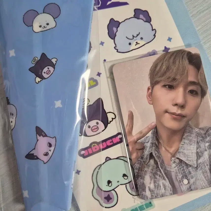 엑디즈 썸머콘 입장포카+스티커+부채 양도