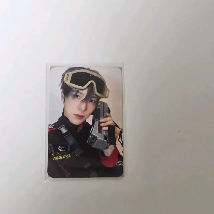 에이티즈 애니티즈 인형 포카 트레져 treasure 윤호