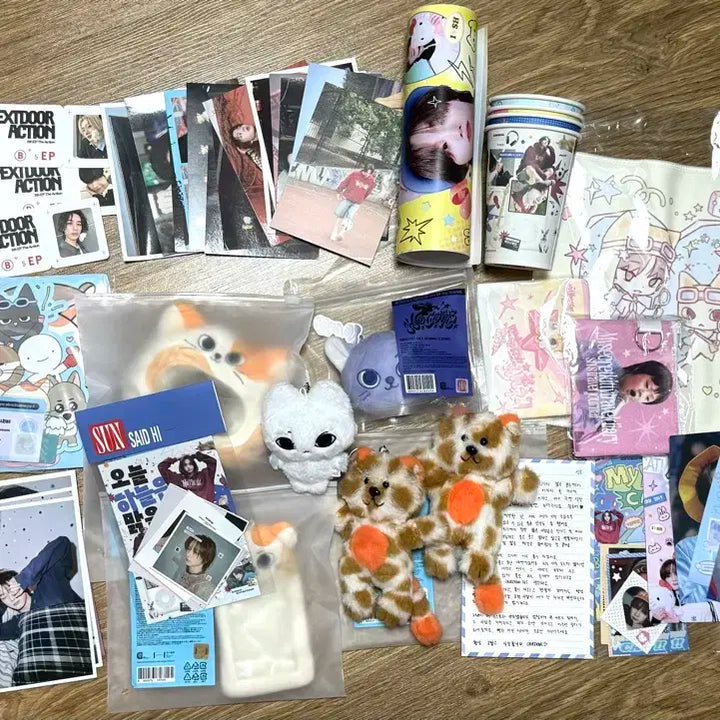 보이넥스트도어 보넥도 탈덕 처분합니다!! (사진 뒤로 넘기시면 더 있어요