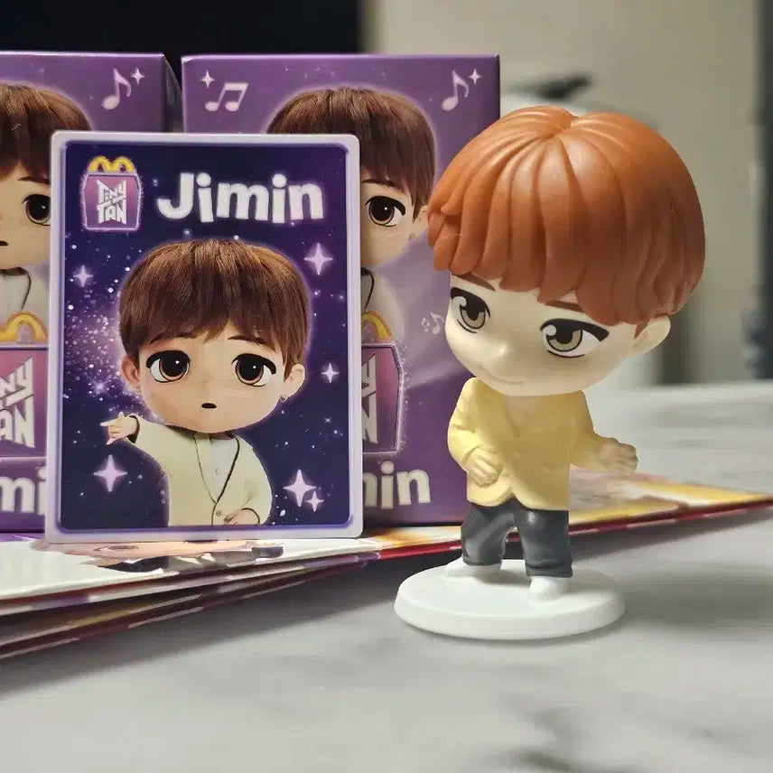 지민 해피밀 피규어