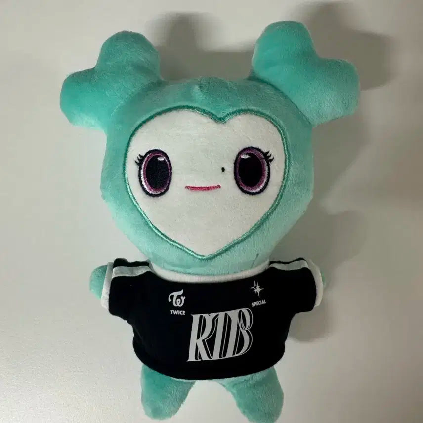 트와이스 레디투비 라부리 팝니다(미나)