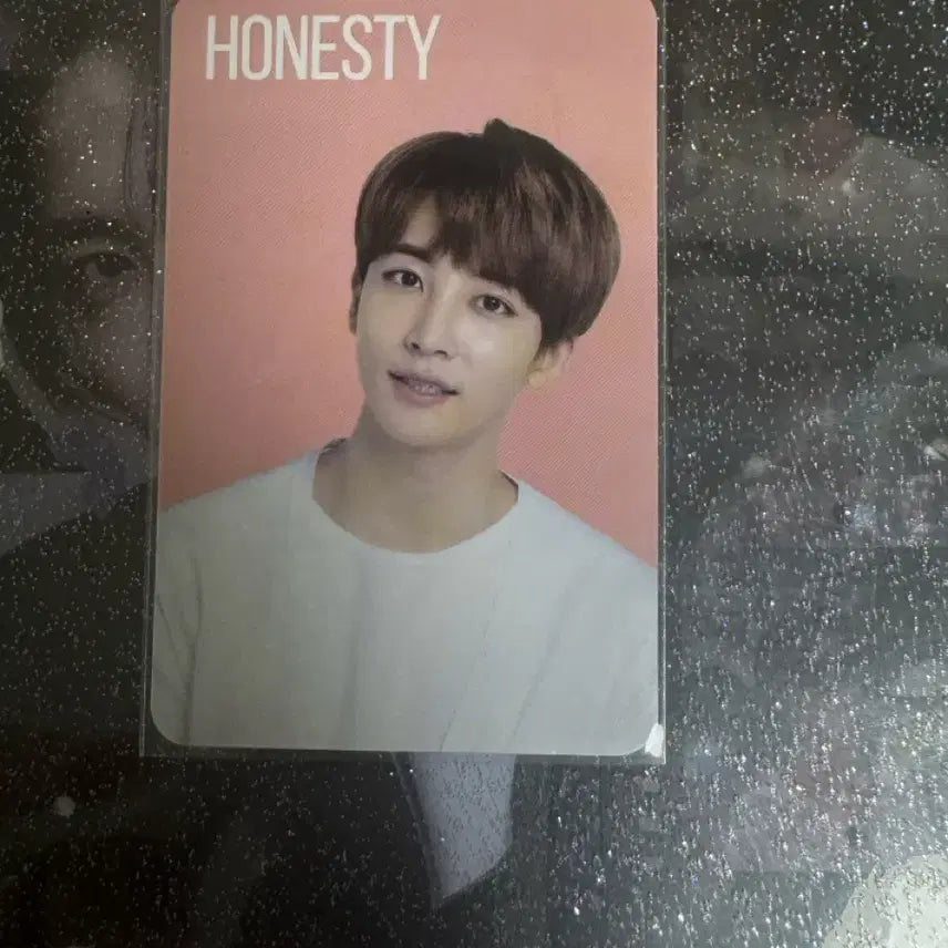 세븐틴 윤정한 더 샘 콜라보 포카