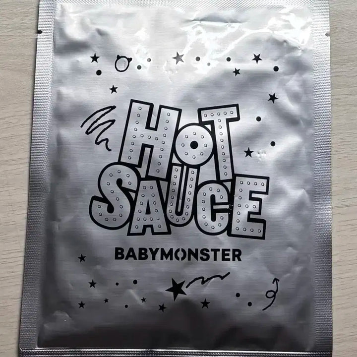 베이비몬스터 핫소스 핀버튼 미개봉