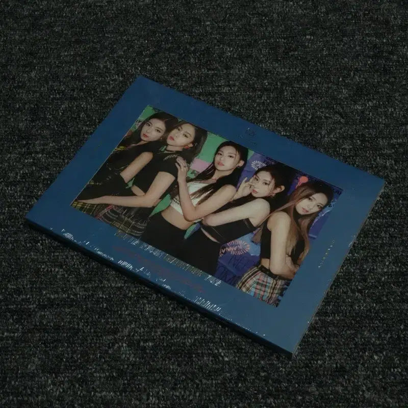 (미개봉) 있지 - IT'z ME 예약특전포함