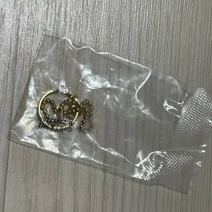 앤팀 가챠 골드링 키링 유마 Yuma